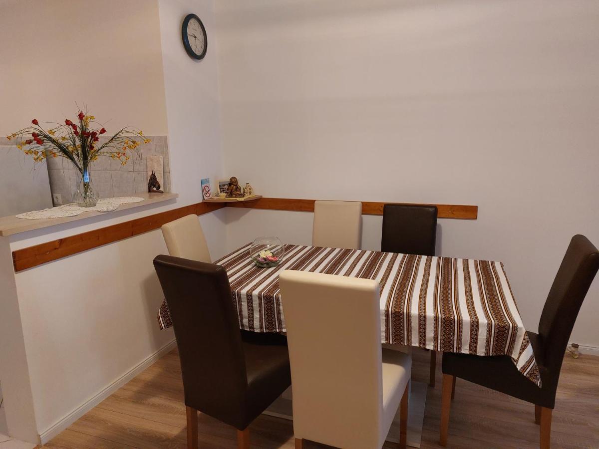Apartment Ljubicic Podstrana Zewnętrze zdjęcie